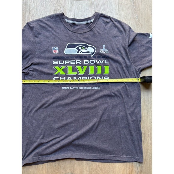 2014 SEATTLE SEAHAWKS Super Bowl XLVIII Champions (XXL) T-Shirt RUSSELL WILSON - Picture 8 of 8